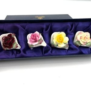 AYNSLEY England hand modeled painted fine bone China card holder